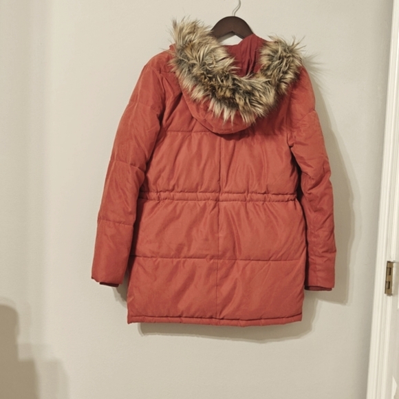 Abercrombie and Fitch Faux Fur hooded Parka Coat size Small - Picture 2 of 11